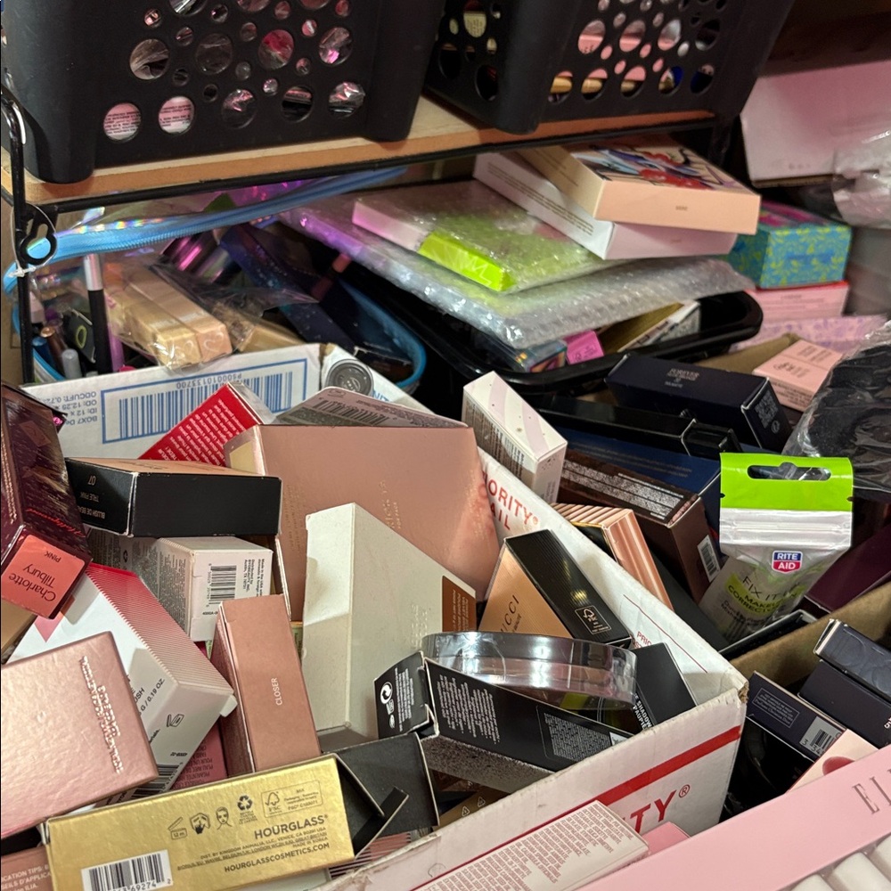 Miscellaneous Beauty And Cosmetic Items